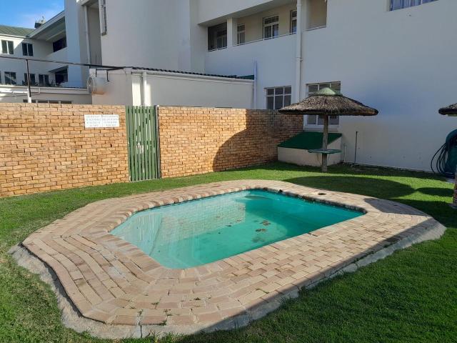 2 Bedroom apartment to rent in Montagu