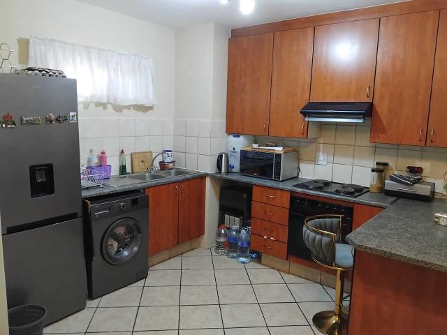 2 Bedroom Apartment to rent in North Riding
