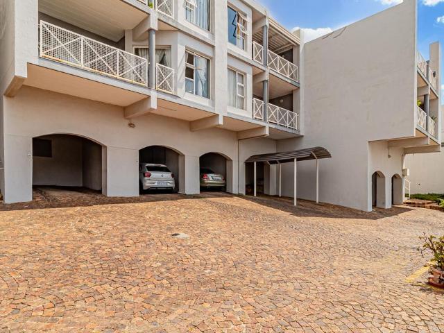 2 Bedroom apartment to rent in Northcliff, Randburg