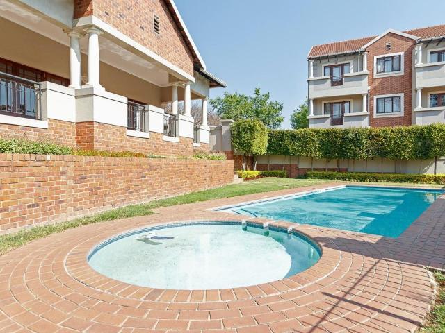 2 Bedroom apartment to rent in Paulshof, Sandton
