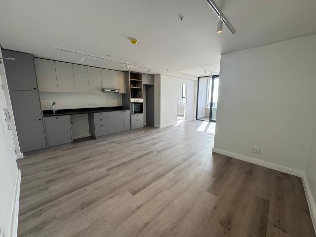 2 Bedroom apartment to rent in Paarden Eiland, Cape Town