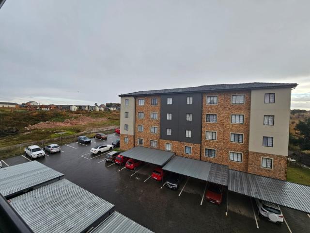 2 Bedroom apartment to rent in Pine Oak