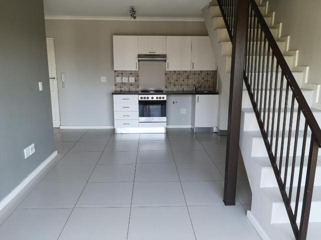 2 Bedroom apartment to rent in Rondebosch, Cape Town
