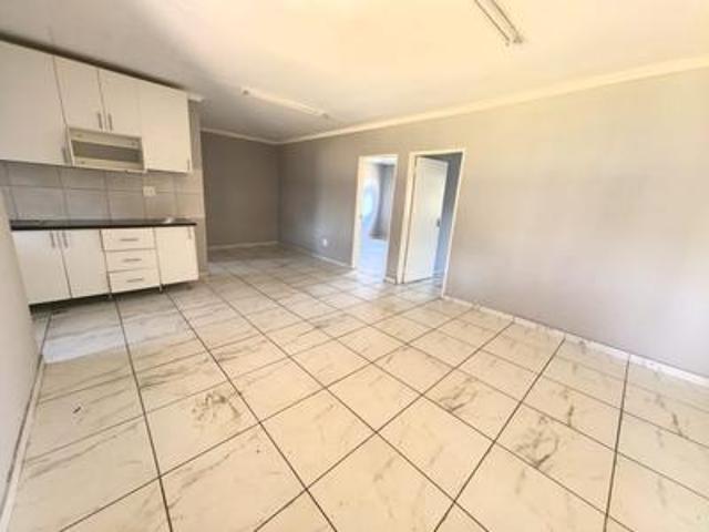 2 bedroom apartment to rent in wych.