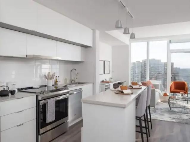 2 Bedroom Apartment Toronto ON 104066689
