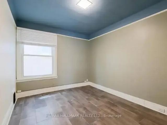 2 Bedroom Apartment Toronto ON 104106695