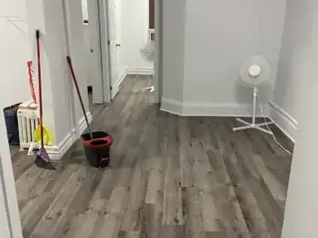 2 Bedroom Apartment Toronto ON 105047750