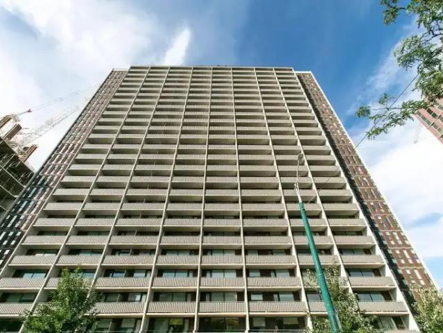 2 Bedroom Apartment Toronto ON 100941031