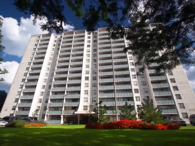 2 Bedroom Apartment Toronto ON 101773496