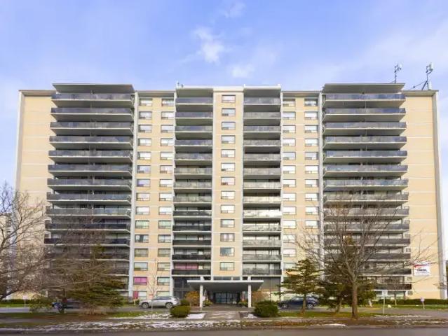 2 Bedroom Apartment Toronto ON 102052321