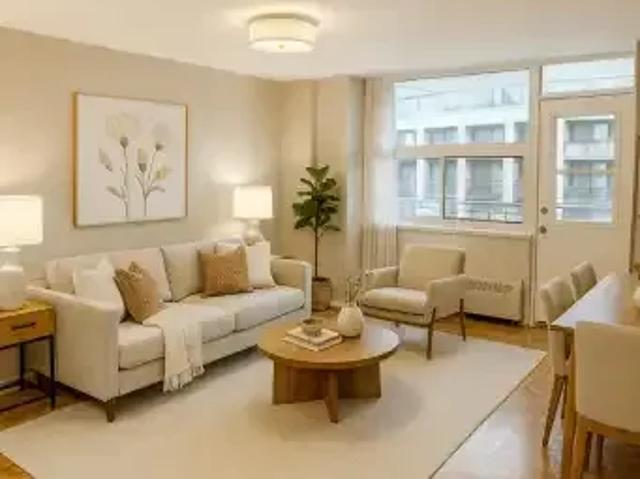 2 Bedroom Apartment Toronto ON 102844732