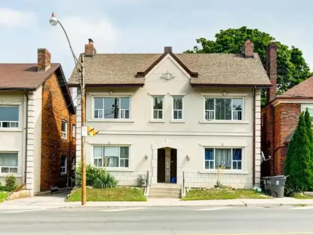 2 Bedroom Apartment Toronto ON 103411253