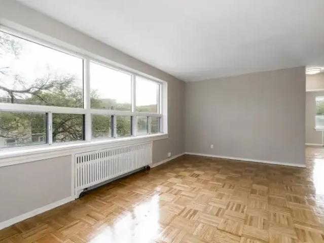 2 Bedroom Apartment Toronto ON 103694917