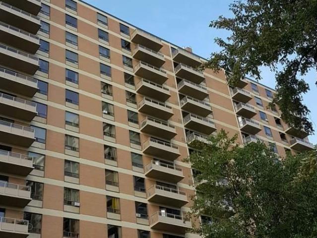 2 Bedroom Apartment Toronto ON LS96776747