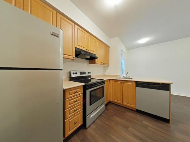 2 Bedroom Apartment Toronto ON LS98309506
