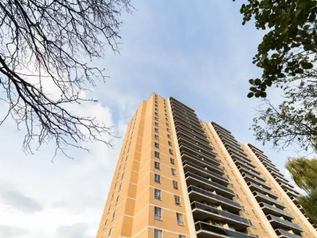 2 Bedroom Apartment Toronto ON LS98317414