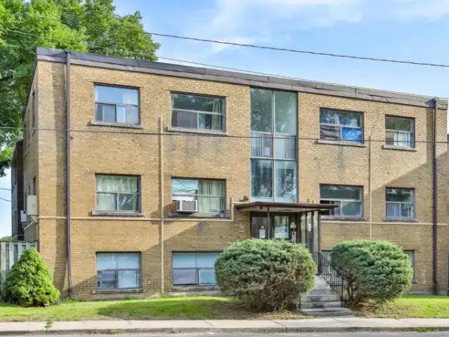 2 Bedroom Apartment Toronto ON LS98703174