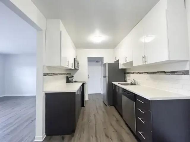 2 Bedroom Apartment Trenton ON 103424312