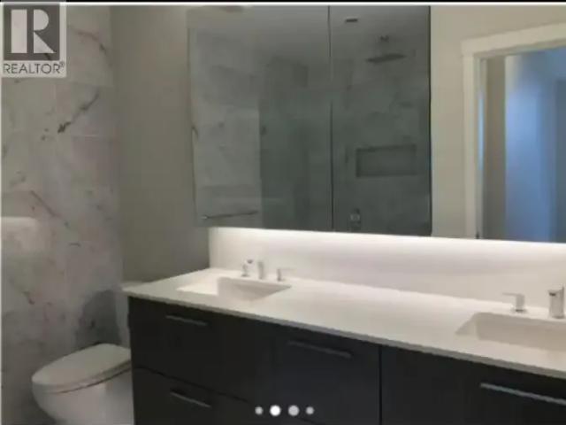 2 Bedroom Apartment Vancouver BC 102204277
