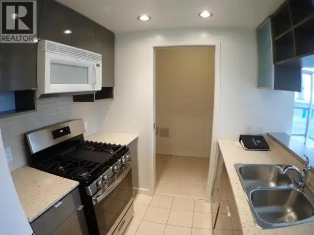 2 Bedroom Apartment Vancouver BC 104711695
