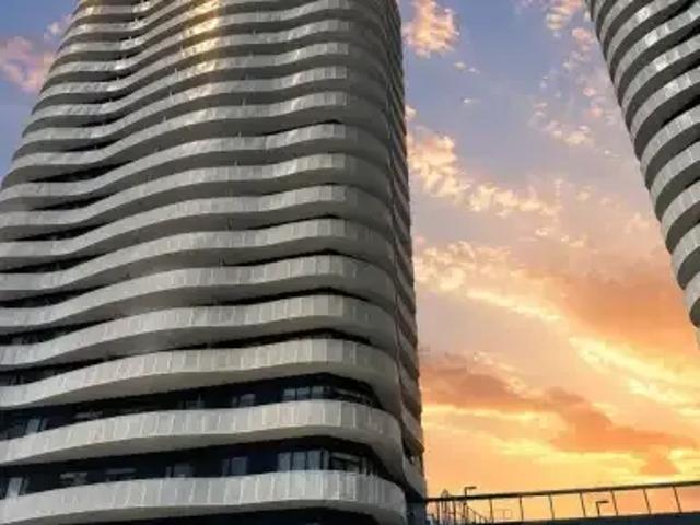 2 Bedroom Apartment Vaughan ON 104183239