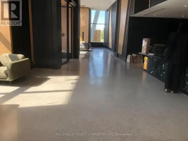 2 Bedroom Apartment Vaughan ON 104257413