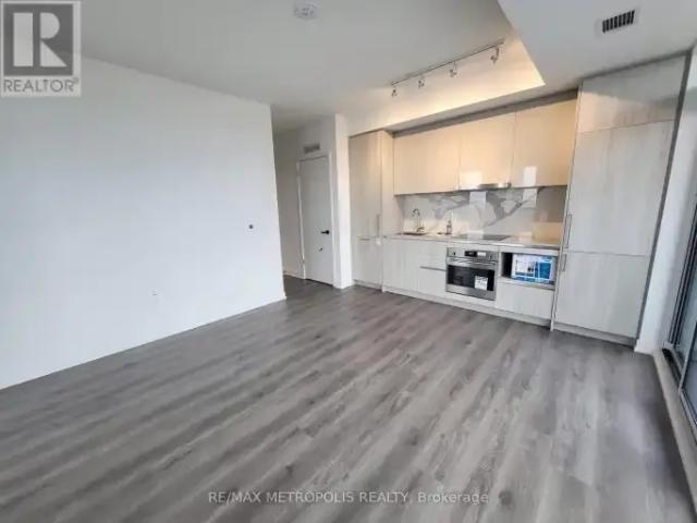 2 Bedroom Apartment Vaughan ON 104257450