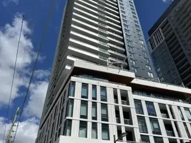 2 Bedroom Apartment Vaughan ON 105048033