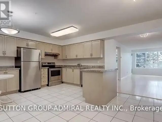 2 Bedroom Apartment Vaughan ON 105087977