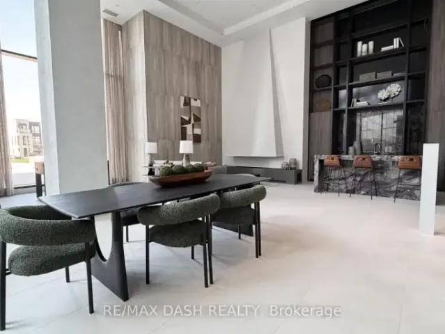 2 Bedroom Apartment Vaughan ON LS101948548
