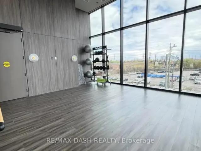 2 Bedroom Apartment Vaughan ON LS102143880