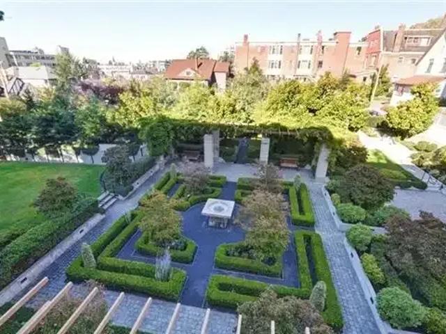 2 Bedroom Apartment Victoria BC 103355214
