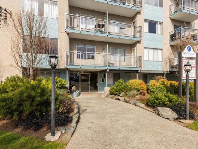 2 Bedroom Apartment Victoria BC 93177384
