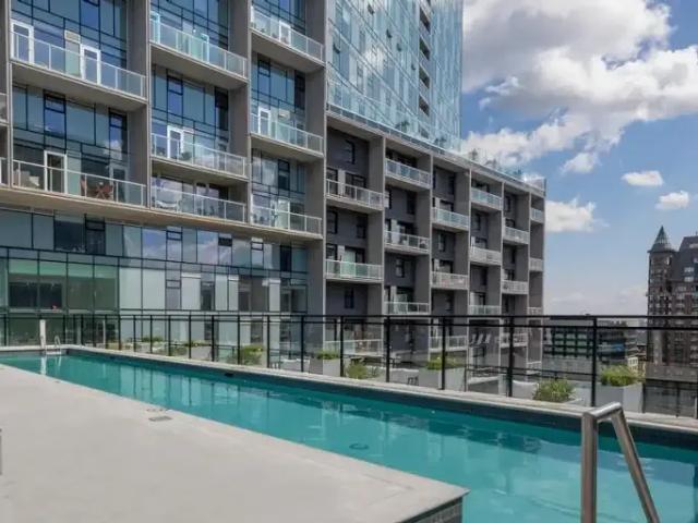 2 Bedroom Apartment Ville QC 100441990