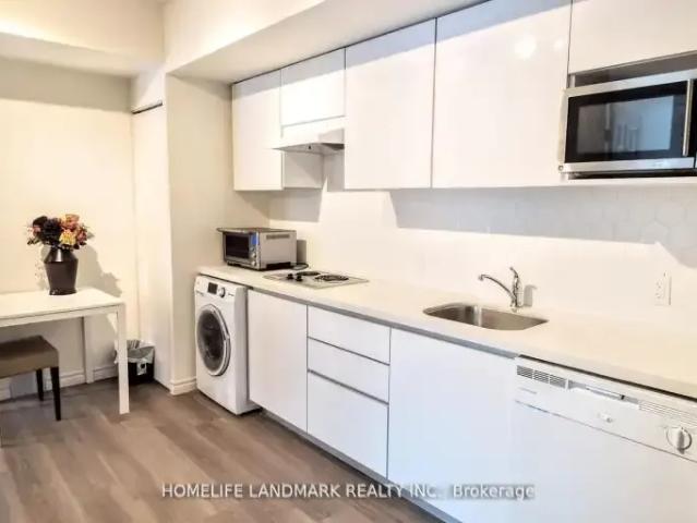 2 Bedroom Apartment Waterloo ON 101217328