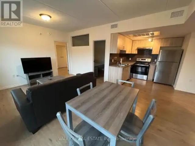 2 Bedroom Apartment Waterloo ON 102052745