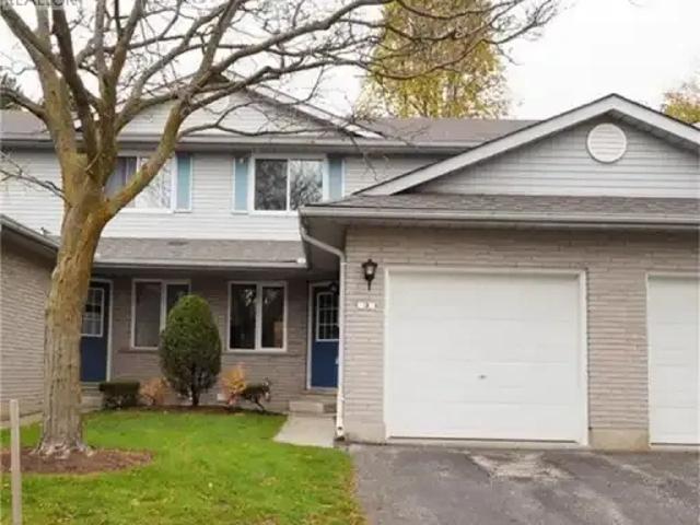 2 Bedroom Apartment Waterloo ON 102578974