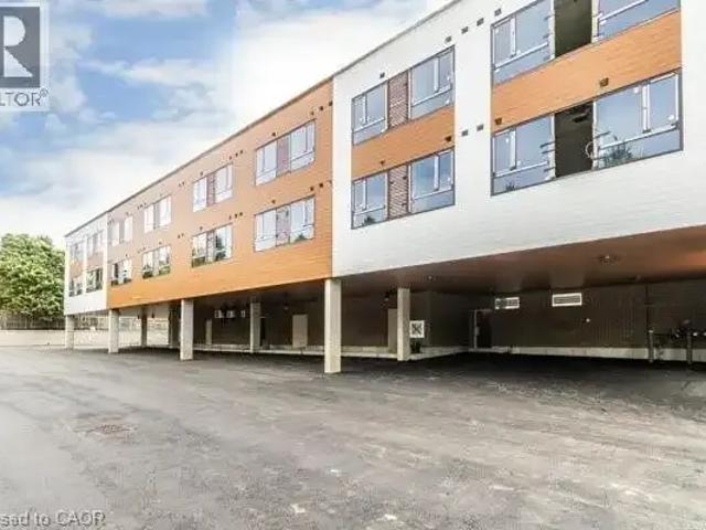 2 Bedroom Apartment Waterloo ON 102847480