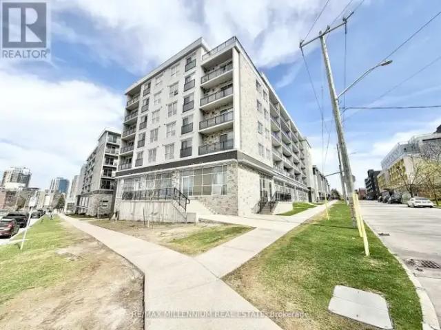 2 Bedroom Apartment Waterloo ON 102883747