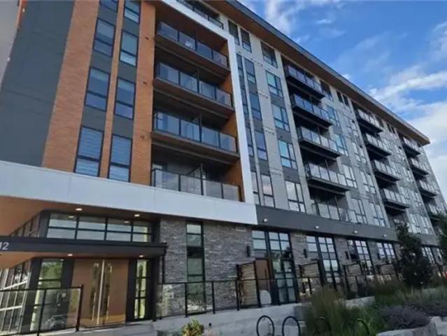 2 Bedroom Apartment Waterloo ON 104036423