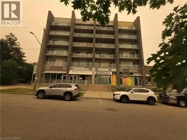 2 Bedroom Apartment Waterloo ON 104257479