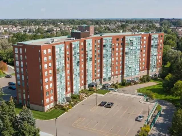 2 Bedroom Apartment Waterloo ON 104598491