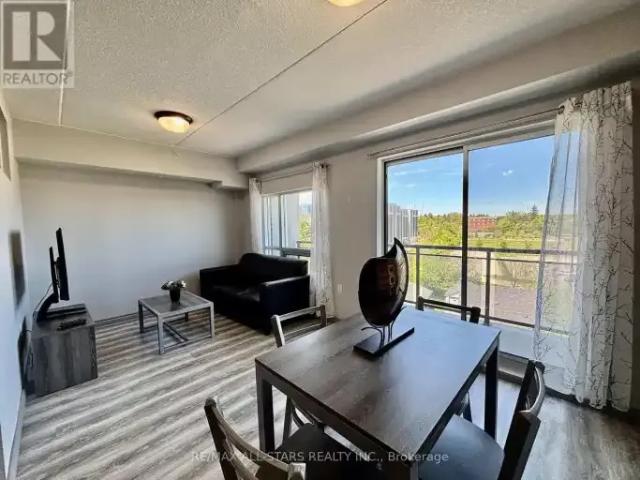 2 Bedroom Apartment Waterloo ON 104754125