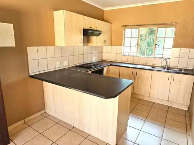 2 Bedroom Apartment Waterval East Waterval East 103176981