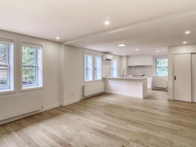 2 Bedroom Apartment Westmount QC 98313465
