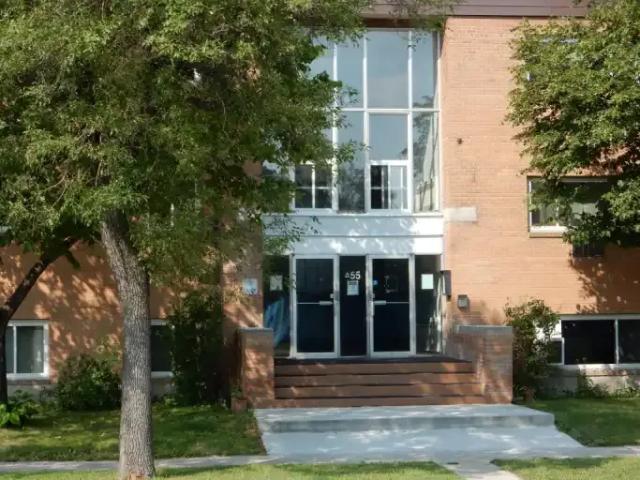 2 Bedroom Apartment Winnipeg MB 102882366