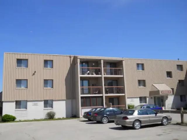 2 Bedroom Apartment Winnipeg MB 103090581