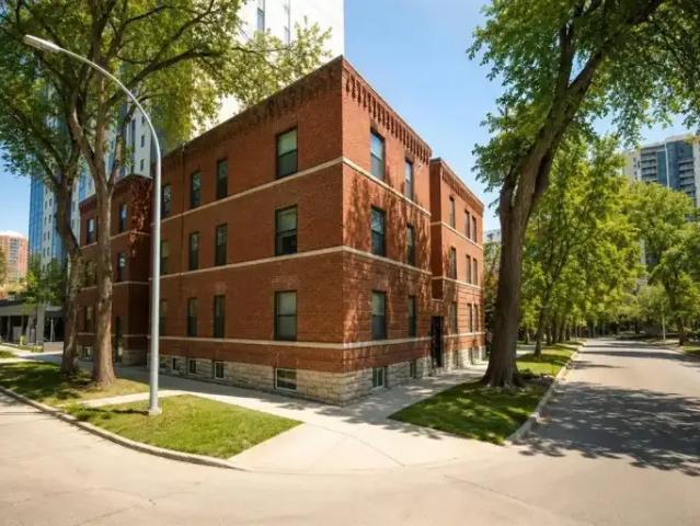 2 Bedroom Apartment Winnipeg MB 103487786