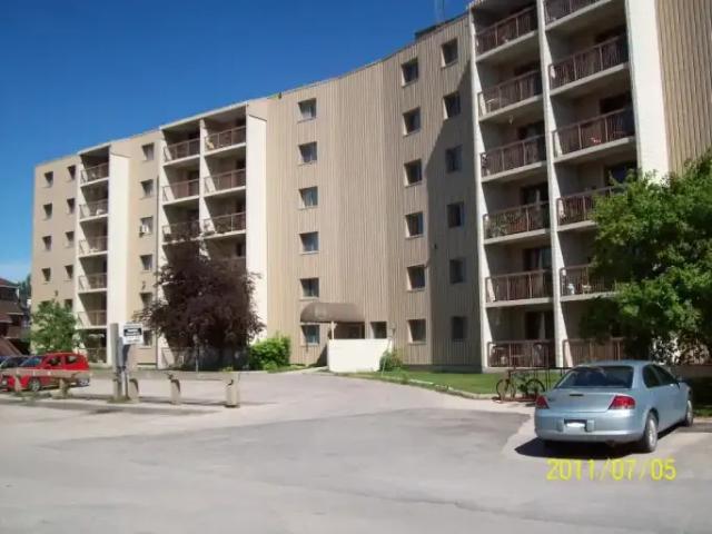 2 Bedroom Apartment Winnipeg MB 103694505