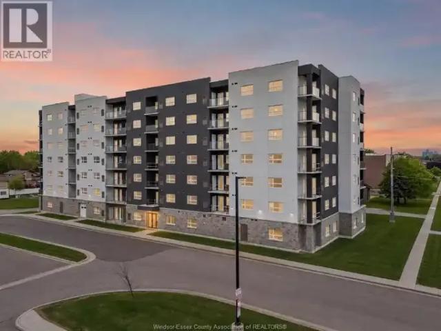 2 Bedroom Apartment Windsor ON 104183280